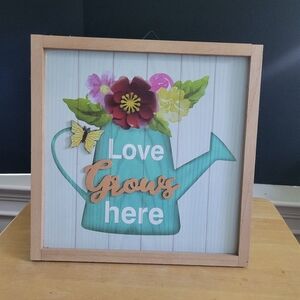 3D Love Grows Here Artwork Wall Hanging or Table Stand